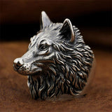 Anel cabeça de lobo
