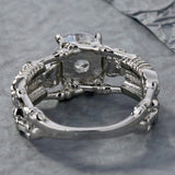 Anel caveira diamante