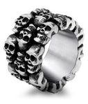 Anel com várias caveiras 54 mm