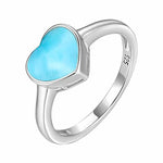 Anel de larimar em forma de coração