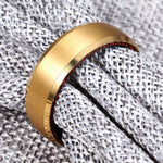 Anel de madeira e dourado