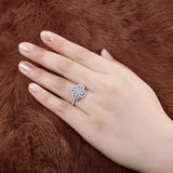 Anel flor ouro branco diamantes