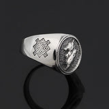 Anel lobo elegante