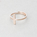 Anel minimalista cruz ouro rosa