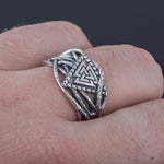 Anel prateado valknut