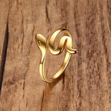 Anel serpente dourado