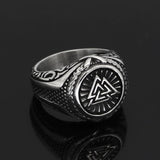 Anel símbolo valknut
