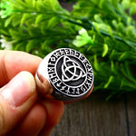 Anel triquetra em aço