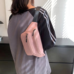 Bolsa de cintura com bolso oculto