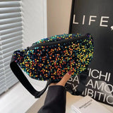 Bolsa de cintura com lantejoulas