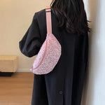 Bolsa de cintura com lantejoulas