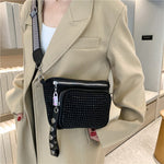 Bolsa de cintura com strass