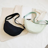 Bolsa de cintura compacta para mulher
