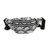 Bolsa de cintura em couro de cobra branco