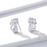 Brincos gato cristal valor por defeito título