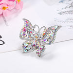 Broche borboleta com diamantes