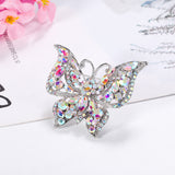 Broche borboleta com diamantes