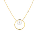 Colar banhado a ouro com uma pérola dourado