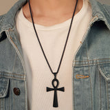 Colar cruz ankh preto