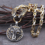 Colar lobo runa dourada