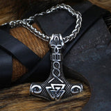 Colar martelo com símbolo valknut valor por defeito título