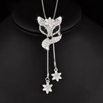 Colar raposa com diamantes banhado a ouro branco
