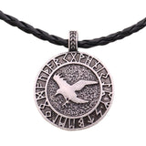 Colar runas gravadas medalha de couro prateada