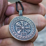 Colar vegvísir prateado valor por defeito título