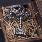 Colar viking símbolo do martelo