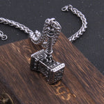 Colar viking símbolo do martelo