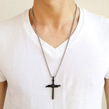 Collar crucifixo preto