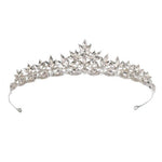 Coroa prateada com pedras de strass valor por defeito título