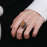 Elegante anel olho de tigre