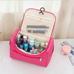 Estojo de maquilhagem com múltiplos bolsos
