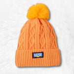 Gorro laranja com pompon título por defeito
