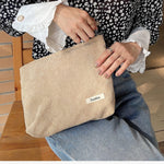 Necessaire aveludada bege