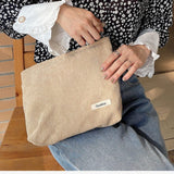 Necessaire aveludada bege