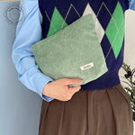 Necessaire aveludada verde