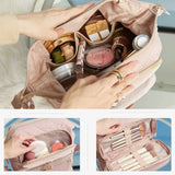 Necessaire com 3 compartimentos