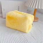 Necessaire de veludo amarelo