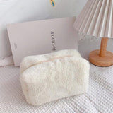 Necessaire de veludo branco