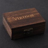 Pingente capacete viking com chifres