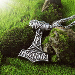 Pingente martelo mjölnir valor por defeito título