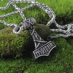 Pingente martelo mjölnir valor por defeito título