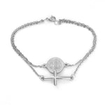 Pulseira cruz medalha cor prateada / 17 cm