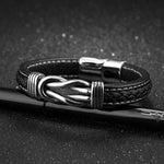 Pulseira de couro com metal