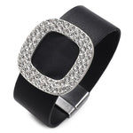 Pulseira de couro com strass tamanho único