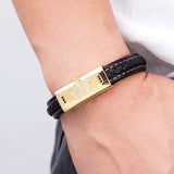 Pulseira de couro dourada