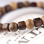 Pulseira de madeira artística