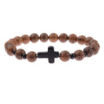 Pulseira de madeira com cruz cruz negra